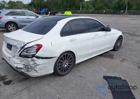 2019 Mercedes-Benz C 300 4Matic из США, поврежденный, VIN 55SWF8EB4KU318644
